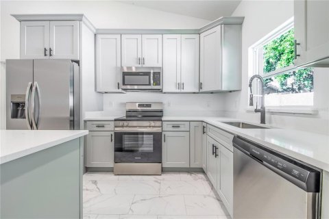 Casa en venta en Haines City, Florida, 4 dormitorios, 139.45 m2 № 1882718 - foto 14