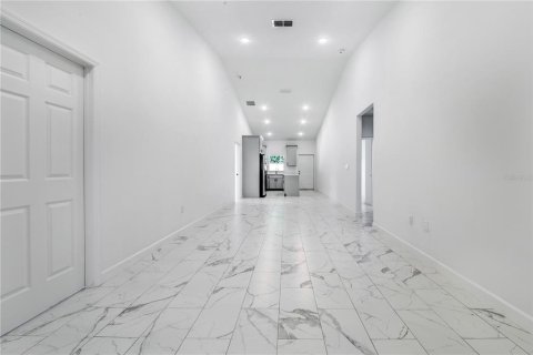 Casa en venta en Haines City, Florida, 4 dormitorios, 139.45 m2 № 1882718 - foto 8