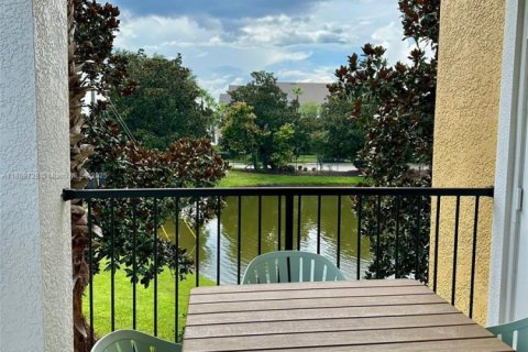 Condominio en venta en Orlando, Florida, 2 dormitorios № 1919992 - foto 6