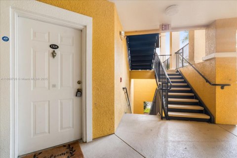 Condominio en venta en Orlando, Florida, 2 dormitorios № 1919992 - foto 20