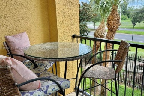 Condominio en venta en Orlando, Florida, 2 dormitorios № 1919992 - foto 5