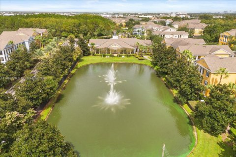 Condominio en venta en Orlando, Florida, 2 dormitorios № 1919992 - foto 27