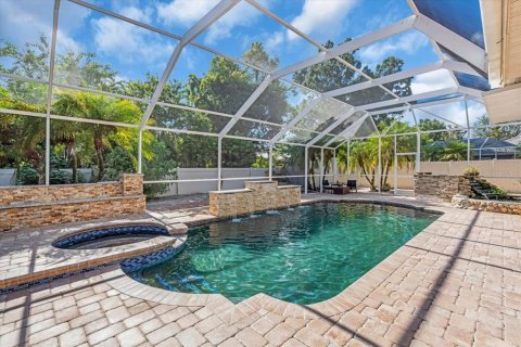 House in Tampa, Florida 5 bedrooms, 330.45 sq.m. № 1884326 - photo 6