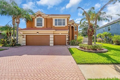 House in Tampa, Florida 5 bedrooms, 330.45 sq.m. № 1884326 - photo 1