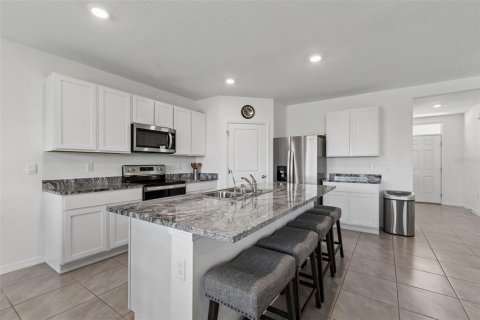 Casa en alquiler en Plant City, Florida, 5 dormitorios, 248.42 m2 № 2151326 - foto 13