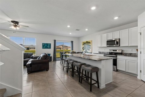 Casa en alquiler en Plant City, Florida, 5 dormitorios, 248.42 m2 № 2151326 - foto 9