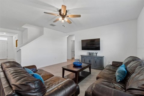 Casa en alquiler en Plant City, Florida, 5 dormitorios, 248.42 m2 № 2151326 - foto 23
