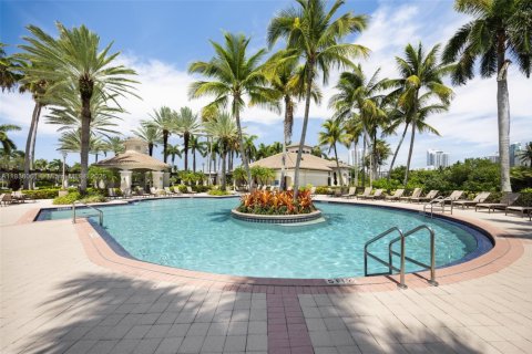 Villa ou maison à vendre à Hollywood, Floride: 3 chambres, 145.02 m2 № 1841119 - photo 24