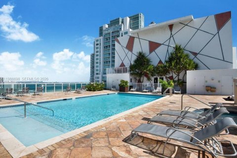 Купить кондоминиум в Майами, Флорида 2 спальни, 96.25м2, № 2048416 - фото 12