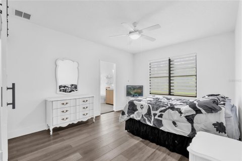 Casa en venta en Orlando, Florida, 3 dormitorios, 184.41 m2 № 1837663 - foto 14