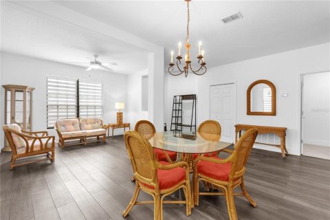 Casa en venta en Orlando, Florida, 3 dormitorios, 184.41 m2 № 1837663 - foto 5