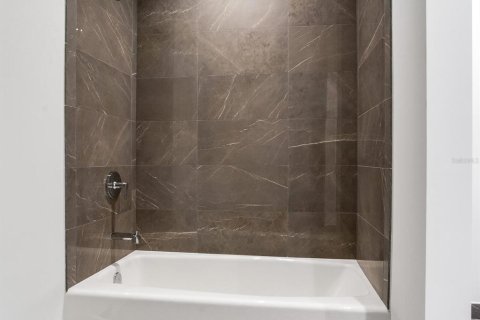 Copropriété à vendre à Tampa, Floride: 2 chambres, 182.09 m2 № 2304569 - photo 12