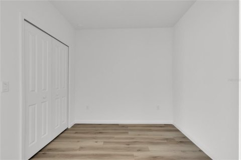 Condo in Orlando, Florida, 3 bedrooms  № 1856606 - photo 19