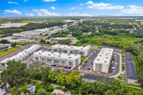 Condo in Orlando, Florida, 3 bedrooms  № 1856606 - photo 21