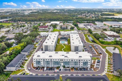 Condo in Orlando, Florida, 3 bedrooms  № 1856606 - photo 22