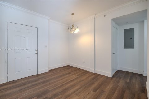 Copropriété à louer à Cutler Bay, Floride: 2 chambres, 75.16 m2 № 1996614 - photo 7