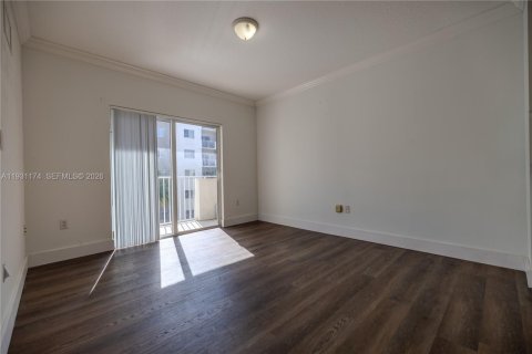 Copropriété à louer à Cutler Bay, Floride: 2 chambres, 75.16 m2 № 1996614 - photo 4