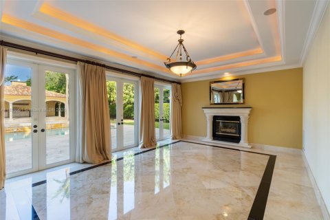Villa ou maison à vendre à Pinecrest, Floride: 6 chambres, 687.48 m2 № 1802501 - photo 13
