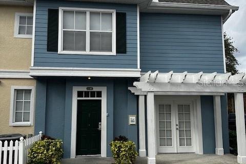 Propiedad comercial en Kissimmee, Florida 11 dormitorios, 136.57 m2 № 2092371