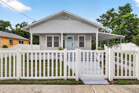 Villa ou maison à vendre à Tampa, Floride: 3 chambres, 102.56 m2 № 2359096 - photo 4
