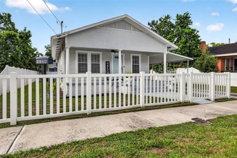 Villa ou maison à Tampa, Floride 3 chambres, 102.56 m2 № 2359096