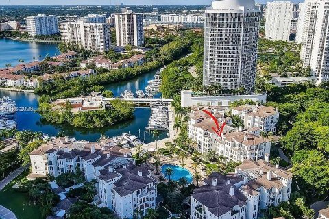 Condo in Aventura, Florida, 2 bedrooms  № 2082228