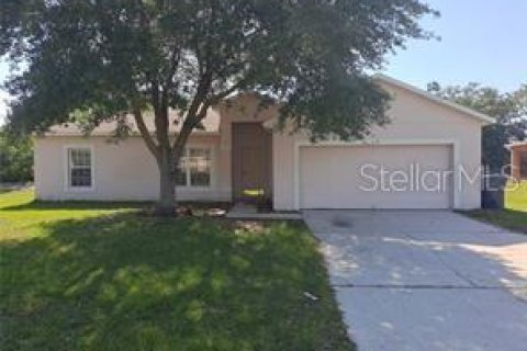 Casa en alquiler en Poinciana, Florida, 3 dormitorios, 108.23 m2 № 1828663 - foto 1
