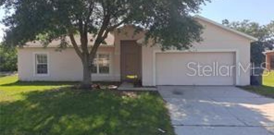 Villa ou maison à Poinciana, Floride 3 chambres, 108.23 m2 № 1828663
