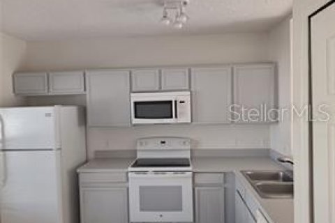 Casa en alquiler en Poinciana, Florida, 3 dormitorios, 108.23 m2 № 1828663 - foto 4