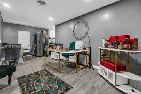 Villa ou maison à vendre à Fort Lauderdale, Floride: 3 chambres, 122.17 m2 № 2395372 - photo 10
