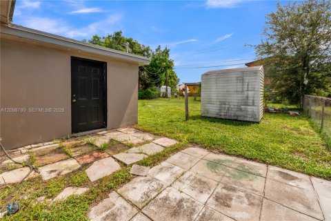 Villa ou maison à vendre à Fort Lauderdale, Floride: 3 chambres, 122.17 m2 № 2395372 - photo 21