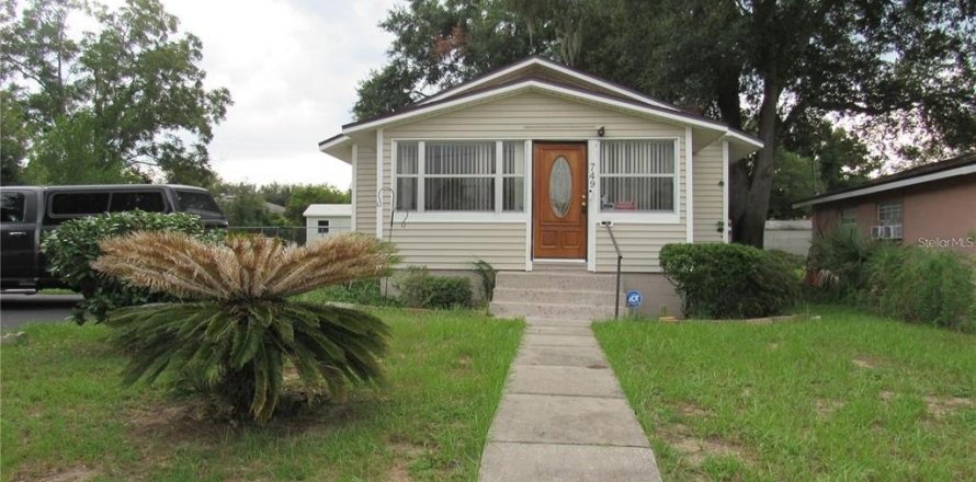 Villa ou maison à Clermont, Floride 3 chambres, 108.14 m2 № 2399061