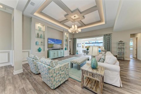 House in Sarasota, Florida 4 bedrooms, 325.16 sq.m. № 1640880 - photo 12
