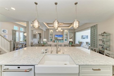 House in Sarasota, Florida 4 bedrooms, 325.16 sq.m. № 1640880 - photo 21