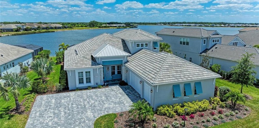 House in Sarasota, Florida 4 bedrooms, 325.16 sq.m. № 1640880