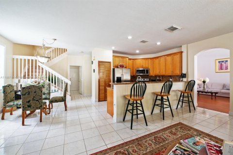 Casa en venta en Miramar, Florida, 4 dormitorios, 242.29 m2 № 1946651 - foto 6