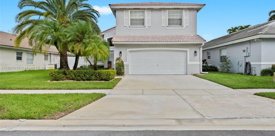Casa en Miramar, Florida 4 dormitorios, 242.29 m2 № 1946651