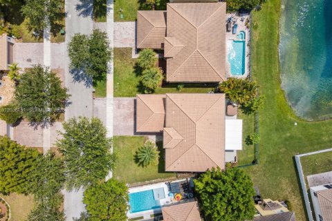 Casa en venta en Homestead, Florida, 5 dormitorios, 258.83 m2 № 2168051 - foto 30