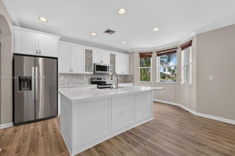 Casa en venta en Homestead, Florida, 5 dormitorios, 258.83 m2 № 2168051 - foto 9