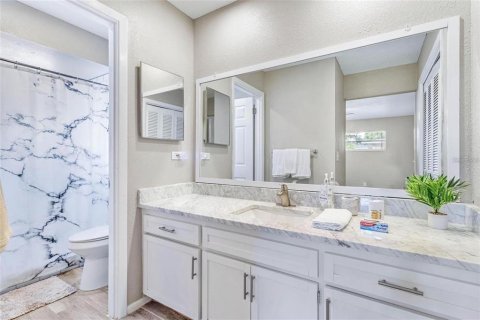 Villa ou maison à louer à Bradenton, Floride: 3 chambres, 163.69 m2 № 2211823 - photo 15