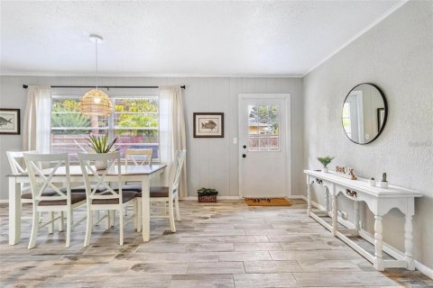 Villa ou maison à louer à Bradenton, Floride: 3 chambres, 163.69 m2 № 2211823 - photo 12