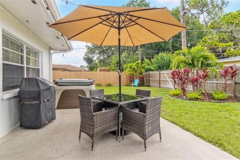 Villa ou maison à louer à Bradenton, Floride: 3 chambres, 163.69 m2 № 2211823 - photo 23