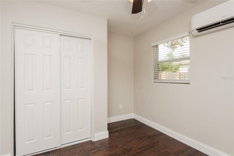 Casa en alquiler en Kissimmee, Florida, 4 dormitorios, 113.06 m2 № 1843062 - foto 12