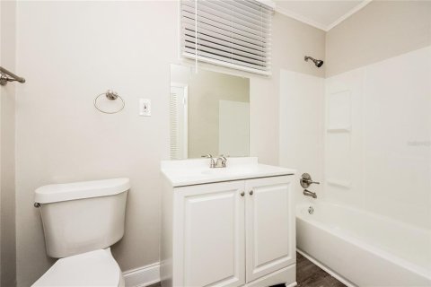 Casa en alquiler en Kissimmee, Florida, 4 dormitorios, 113.06 m2 № 1843062 - foto 13