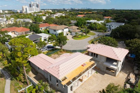 House in Pinecrest, Florida 8 bedrooms № 2082838 - photo 6