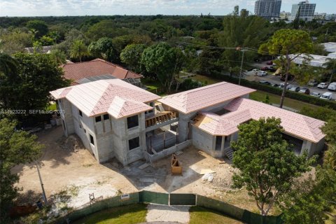 House in Pinecrest, Florida 8 bedrooms № 2082838 - photo 10