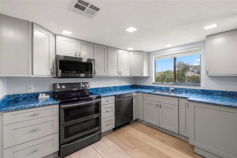 Copropriété à vendre à Tarpon Springs, Floride: 2 chambres, 104.33 m2 № 1902999 - photo 7