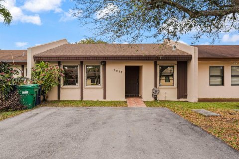 Adosado en alquiler en Miami, Florida, 2 dormitorios, 95.69 m2 № 1945780 - foto 26