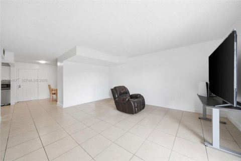Condominio en venta en Miami, Florida, 2 dormitorios, 139.54 m2 № 2056334 - foto 4