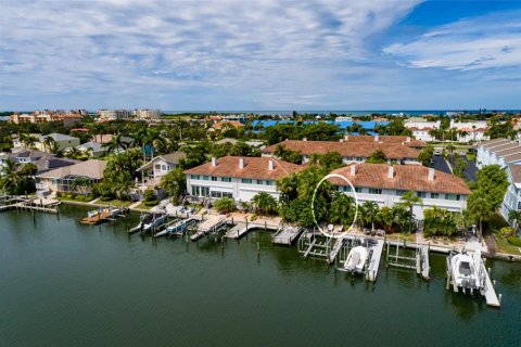 Touwnhouse à vendre à Tierra Verde, Floride: 2 chambres, 162.58 m2 № 1901863 - photo 3